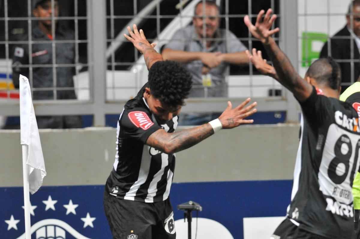 Imagens do jogo entre Atltico e Sport no Independncia