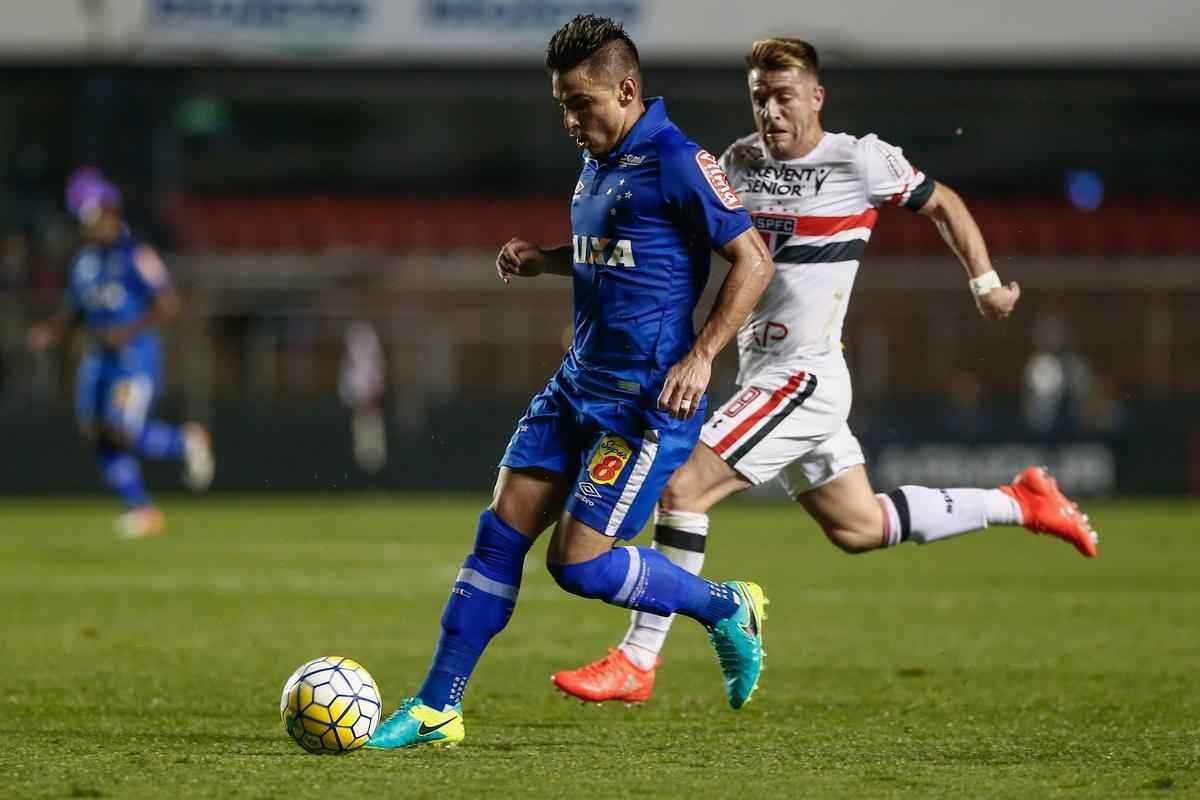 Fotos do jogo entre So Paulo e Cruzeiro, no Morumbi, pela 25 rodada do Campeonato Brasileiro