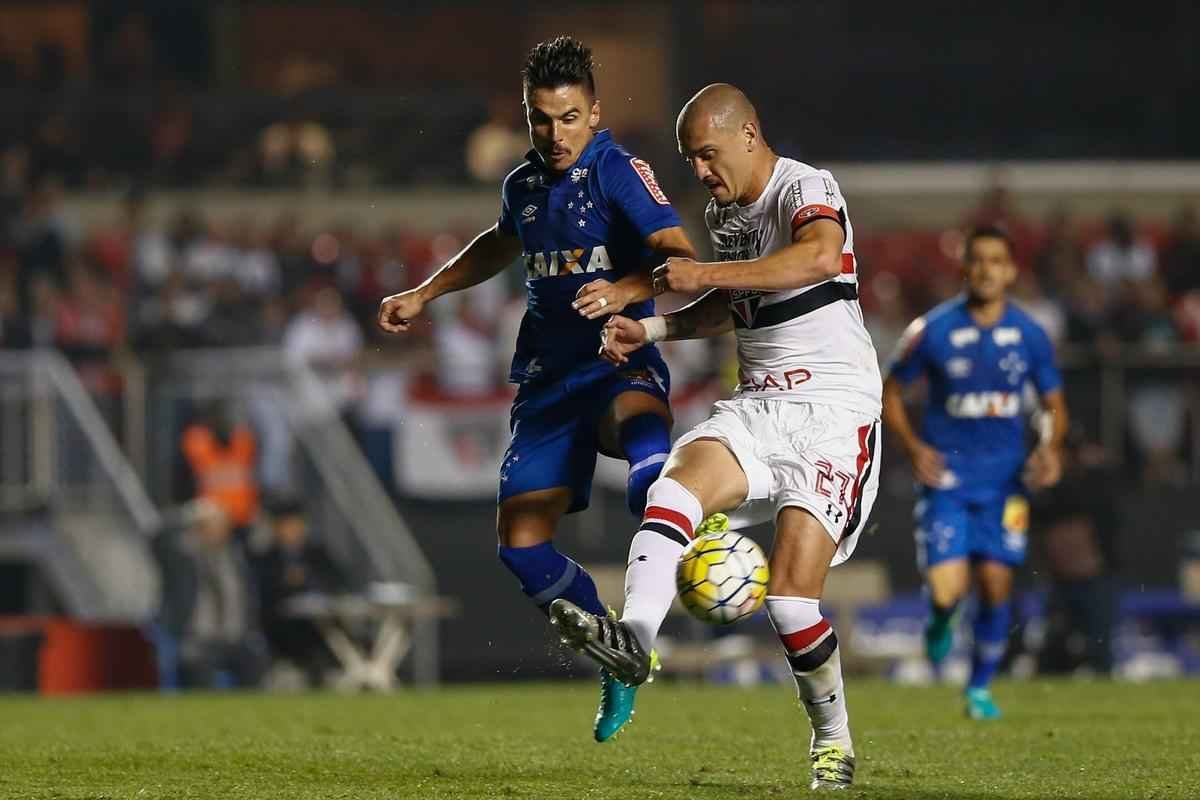 Fotos do jogo entre So Paulo e Cruzeiro, no Morumbi, pela 25 rodada do Campeonato Brasileiro