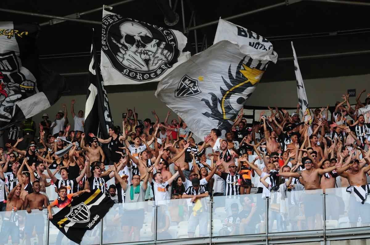 Torcedores do Atltico no Mineiro durante o clssico contra o Cruzeiro pela 26 rodada do Brasileiro