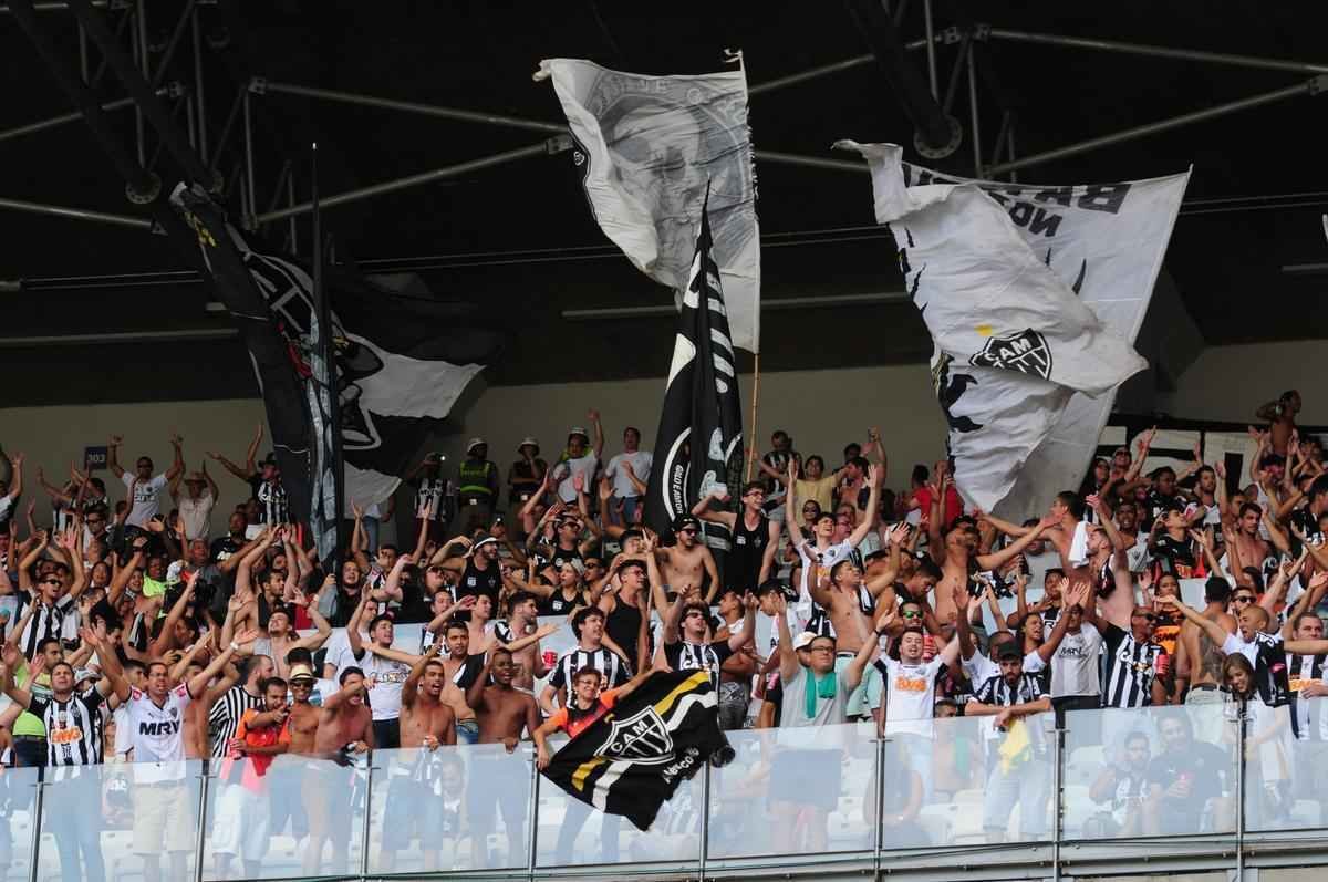 Torcedores do Atltico no Mineiro durante o clssico contra o Cruzeiro pela 26 rodada do Brasileiro