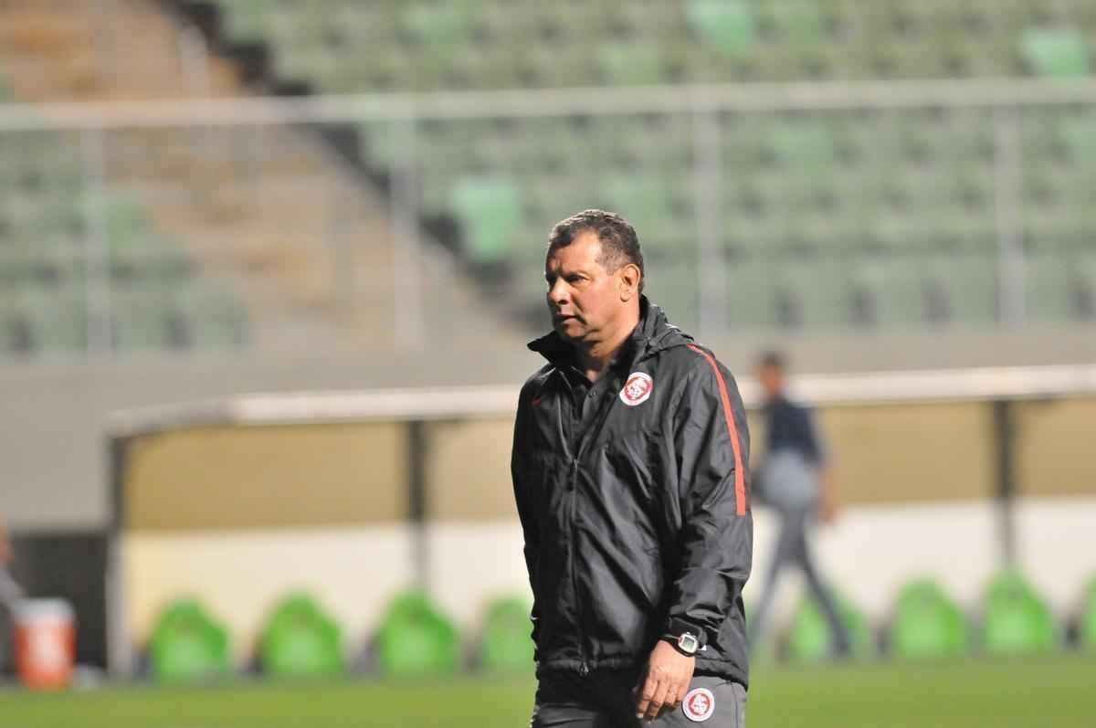 Imagens do jogo entre Amrica e Internacional no Independncia