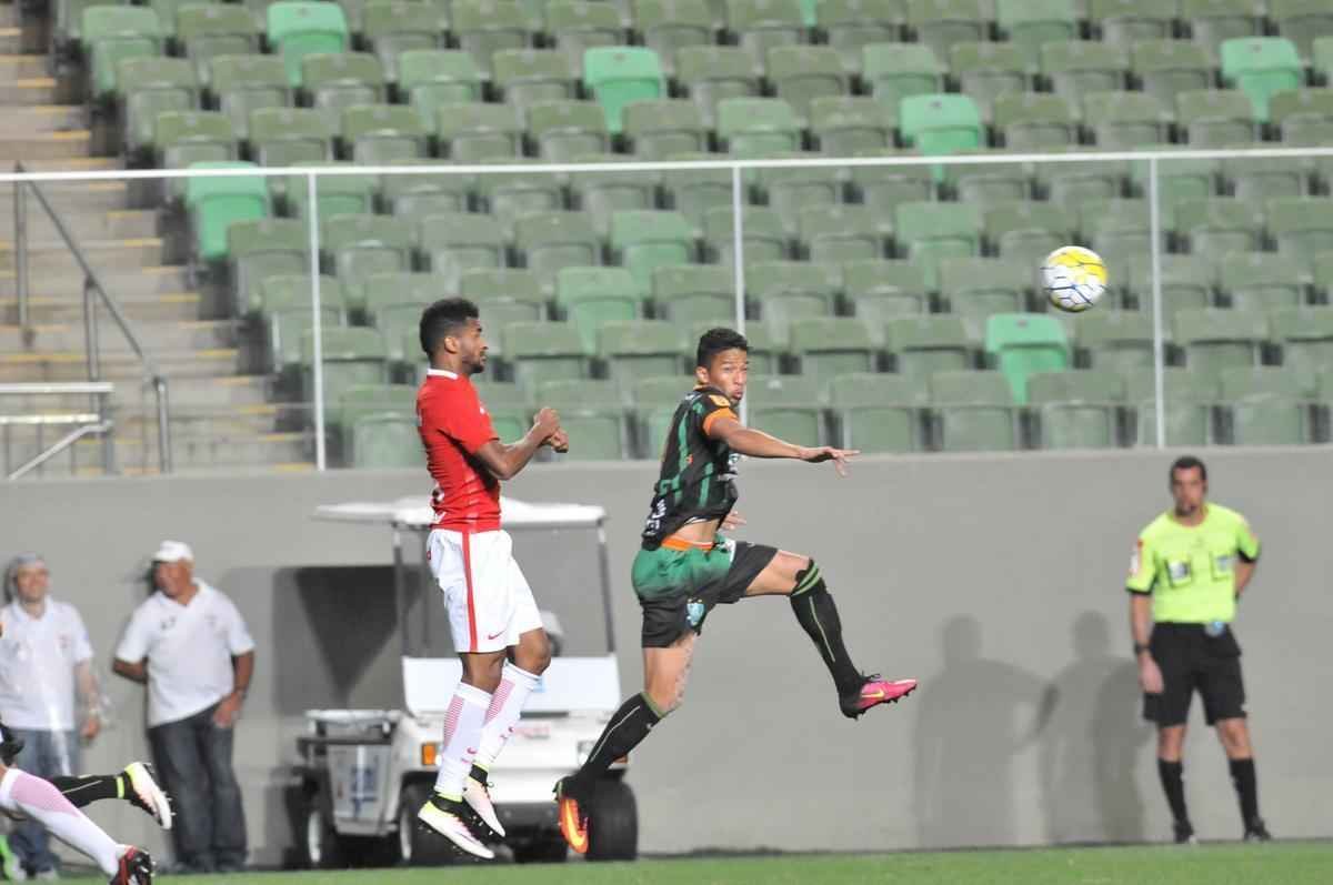 Imagens do jogo entre Amrica e Internacional no Independncia