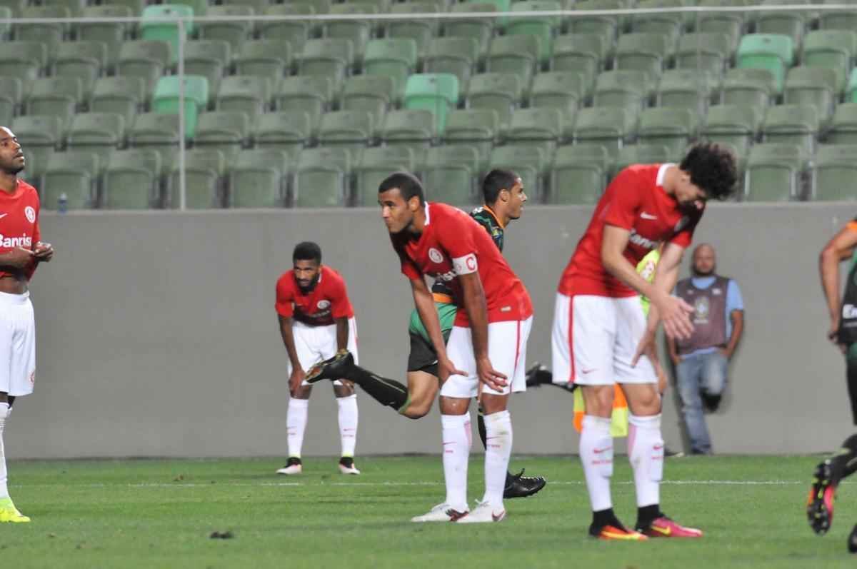 Imagens do jogo entre Amrica e Internacional no Independncia