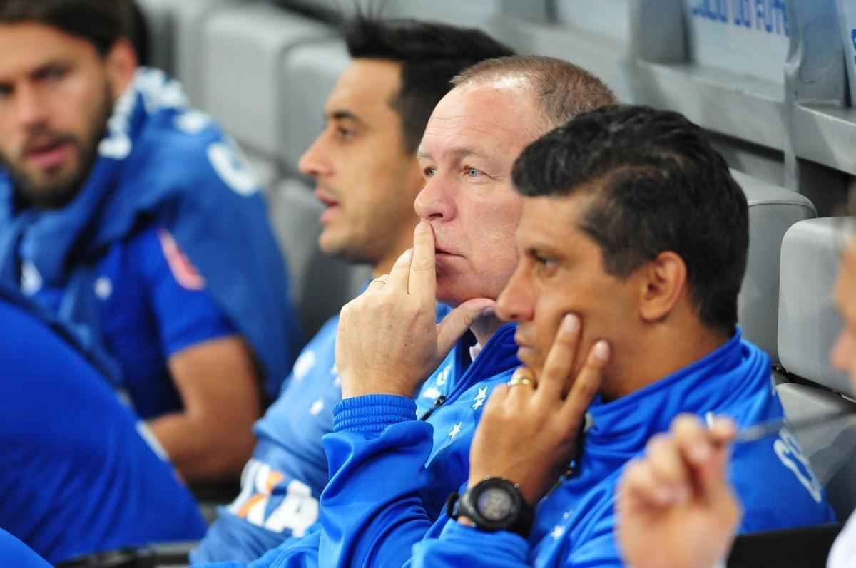 Fotos do jogo entre Cruzeiro e Botafogo, pela Copa do Brasil, no Mineiro