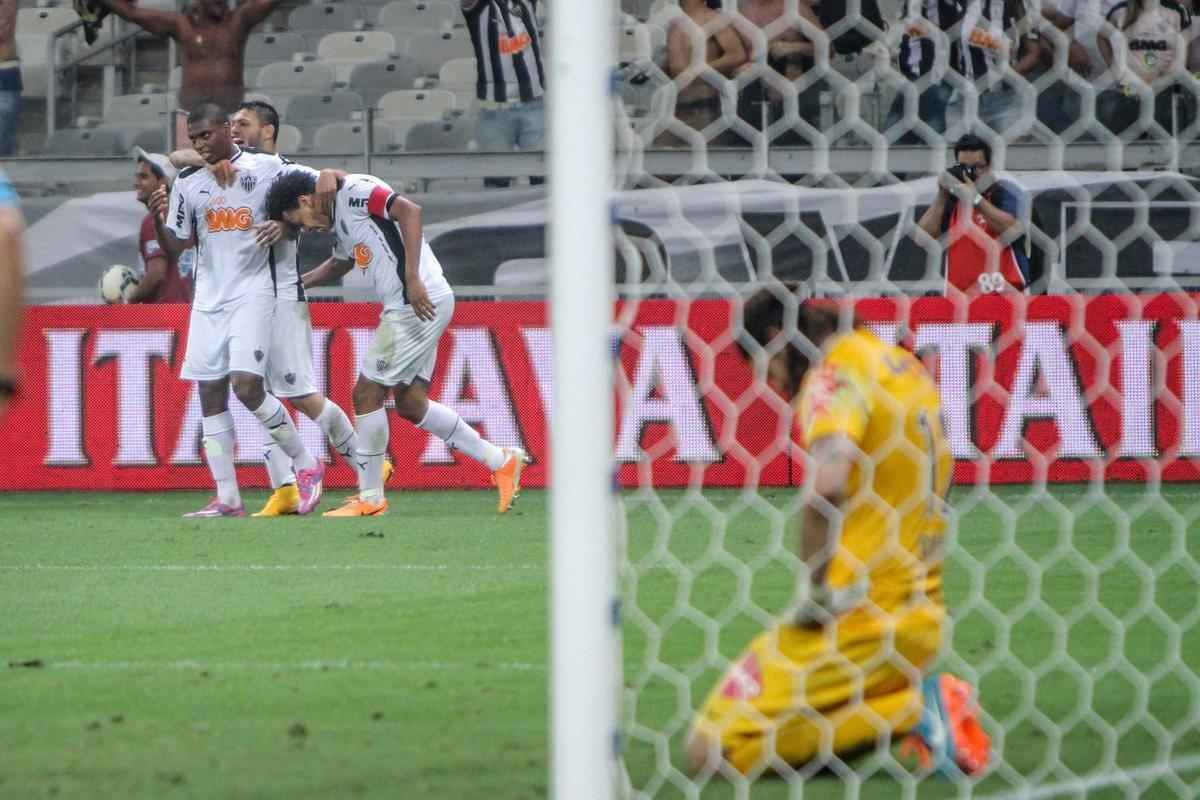 15/10/2014 - quartas de final da Copa do Brasil - Atltico 4 x 1 Corinthians - gol de Edcarlos, que classificou o Galo, saiu aos 42 minutos do segundo tempo