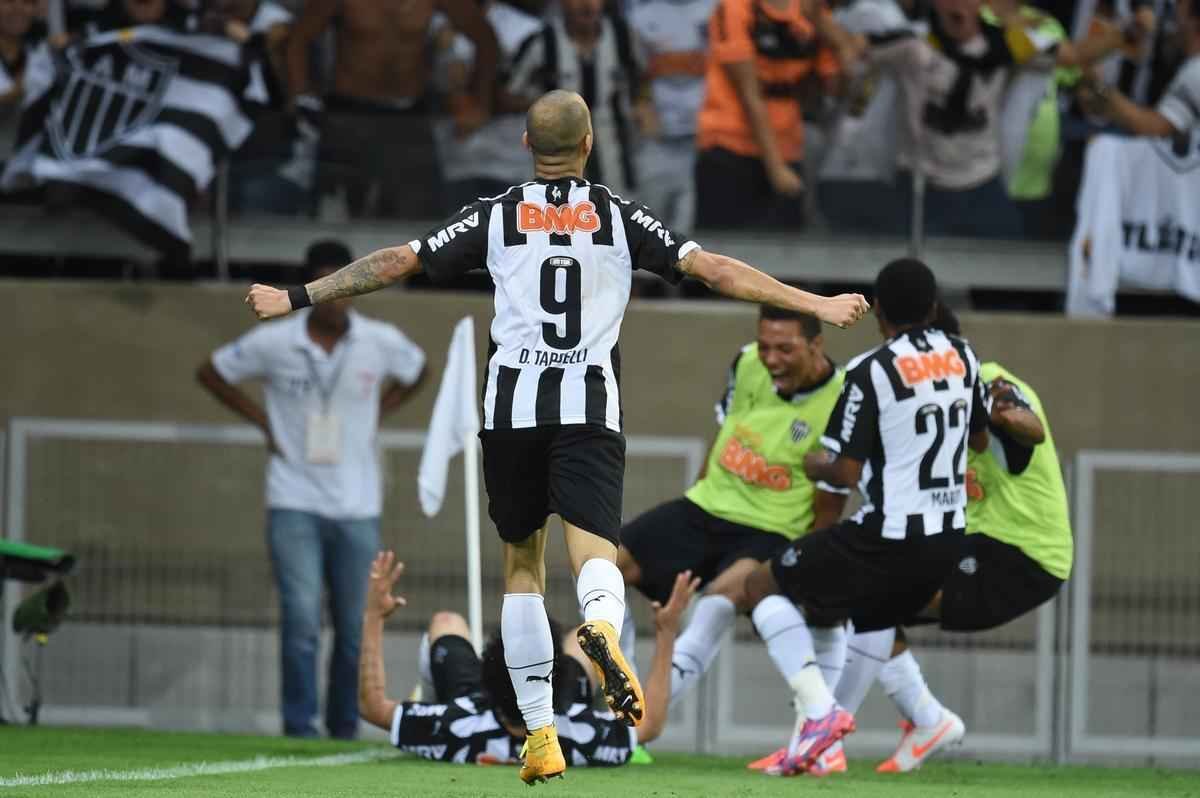 05/11/2014 - semifinal da Copa do Brasil - Atltico 4 x 1 Flamengo - gol de Luan, que classificou o Galo, saiu aos 39 minutos do segundo tempo
