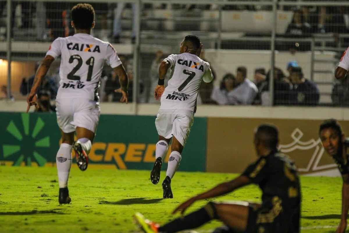 21/09/2016 - oitavas de final da Copa do Brasil - Ponte Preta 2 x 2 Atltico - gol do empate e da classificao, anotado por Robinho, saiu aos 40 minutos
