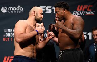 Pesagem do UFC em Portland - Shamil Abdurakhimov (116,1kg) e Walt Harris (115,2kg) 