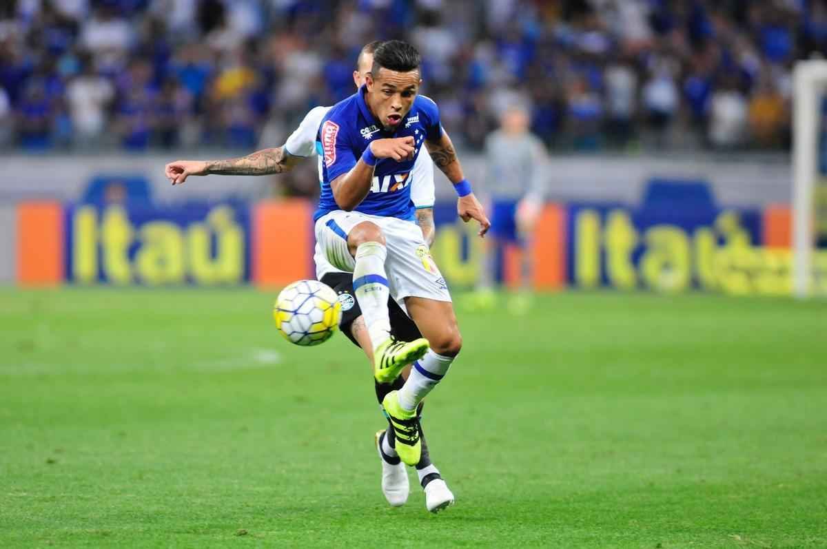 Cruzeiro x Grmio, jogo disputado no Mineiro e vlido pelo Campeonato Brasileiro