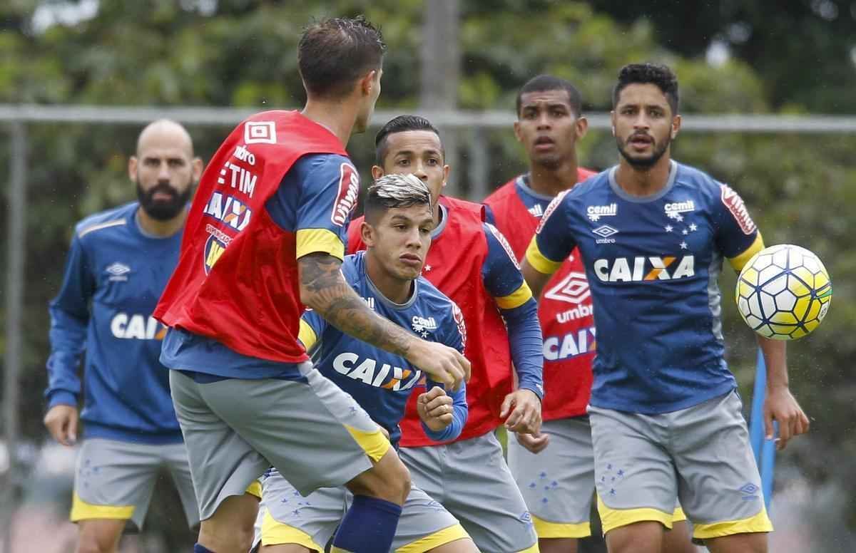 Mano comandou atividade tcnica nesta quarta, antes de Cruzeiro x Ponte, jogo de sbado, pela Srie A