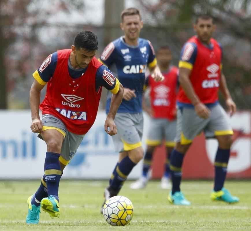 Mano comandou atividade tcnica nesta quarta, antes de Cruzeiro x Ponte, jogo de sbado, pela Srie A