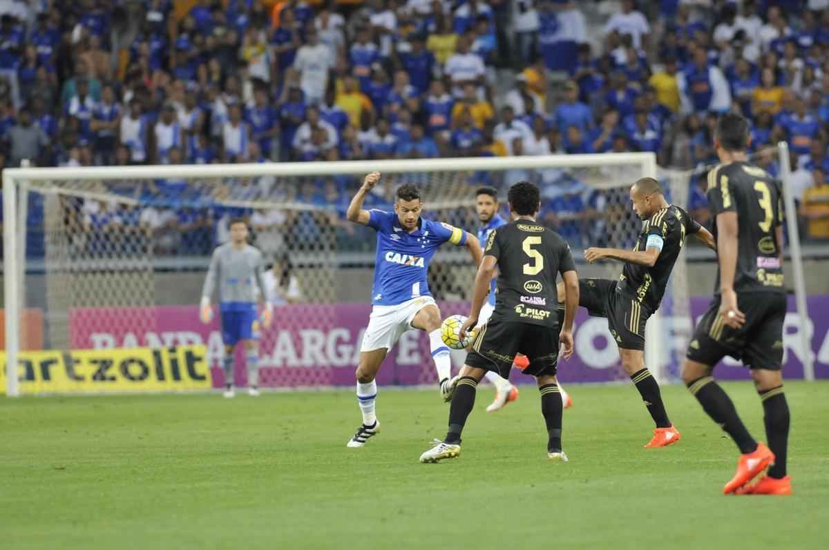 Partida no Mineiro foi vlida pela 29 rodada do Campeonato Brasileiro