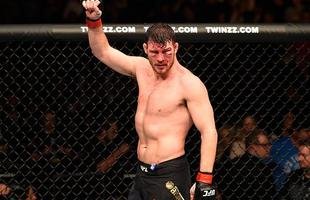 Na luta principal do UFC 204, em Manchester, Michael Bisping supera Dan Henderson em pol�mica decis�o un�nime dos ju�zes e tem sucesso na primeira defesa de cintur�o do peso m�dio