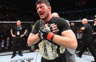 Na luta principal do UFC 204, em Manchester, Michael Bisping supera Dan Henderson em pol�mica decis�o un�nime dos ju�zes e tem sucesso na primeira defesa de cintur�o do peso m�dio