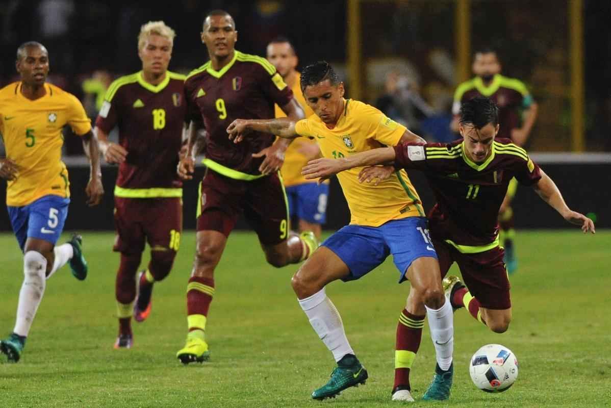 Imagens de Venezuela x Brasil em Mrida