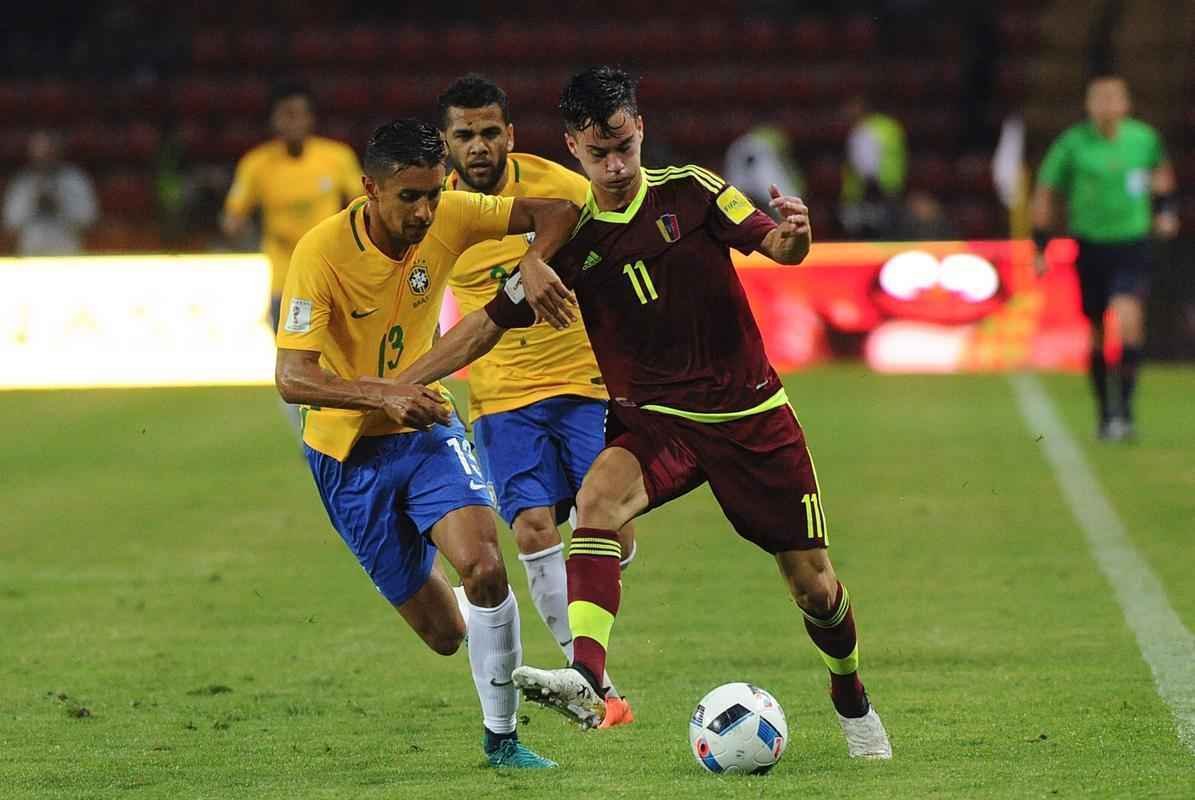 Imagens de Venezuela x Brasil em Mrida