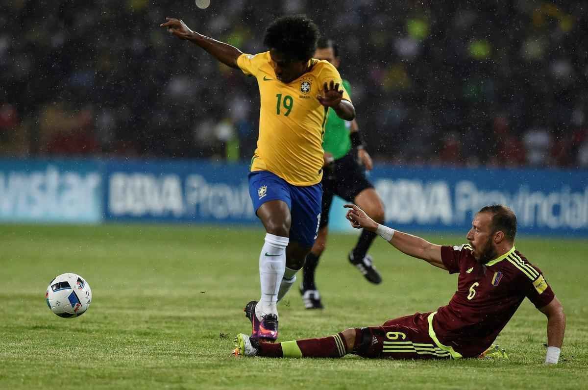 Imagens de Venezuela x Brasil em Mrida