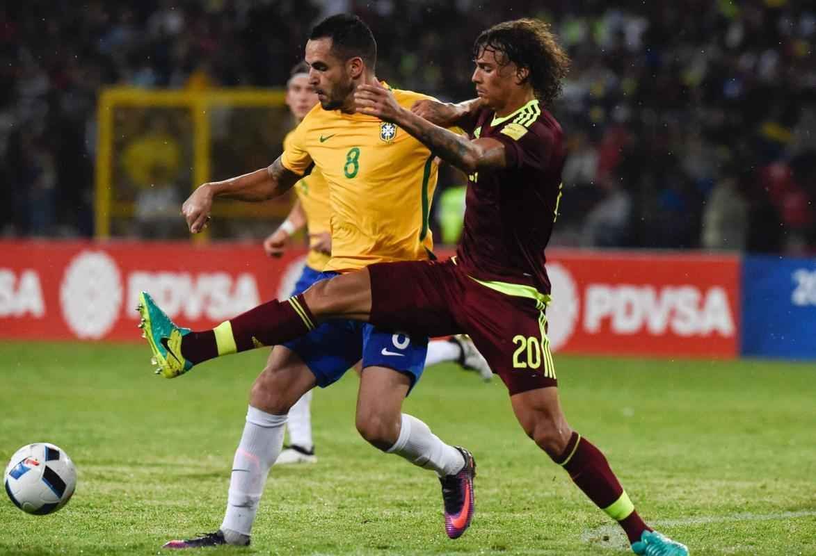 Imagens de Venezuela x Brasil, em Mrida