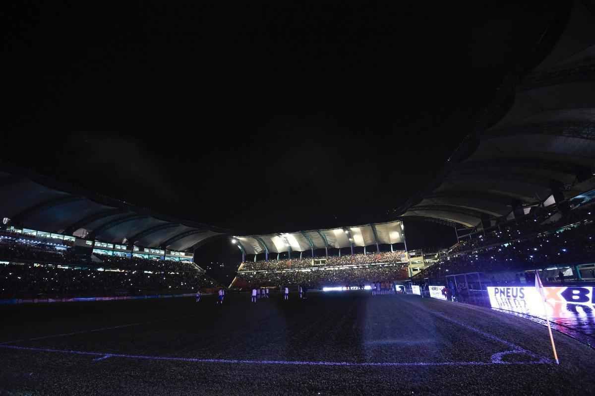 Imagens de Venezuela x Brasil, em Mrida