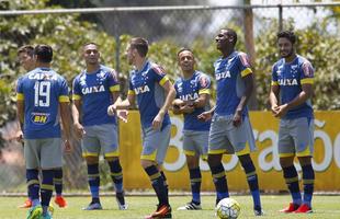 Imagens do treino do Cruzeiro nesta quarta-feira, na Toca II