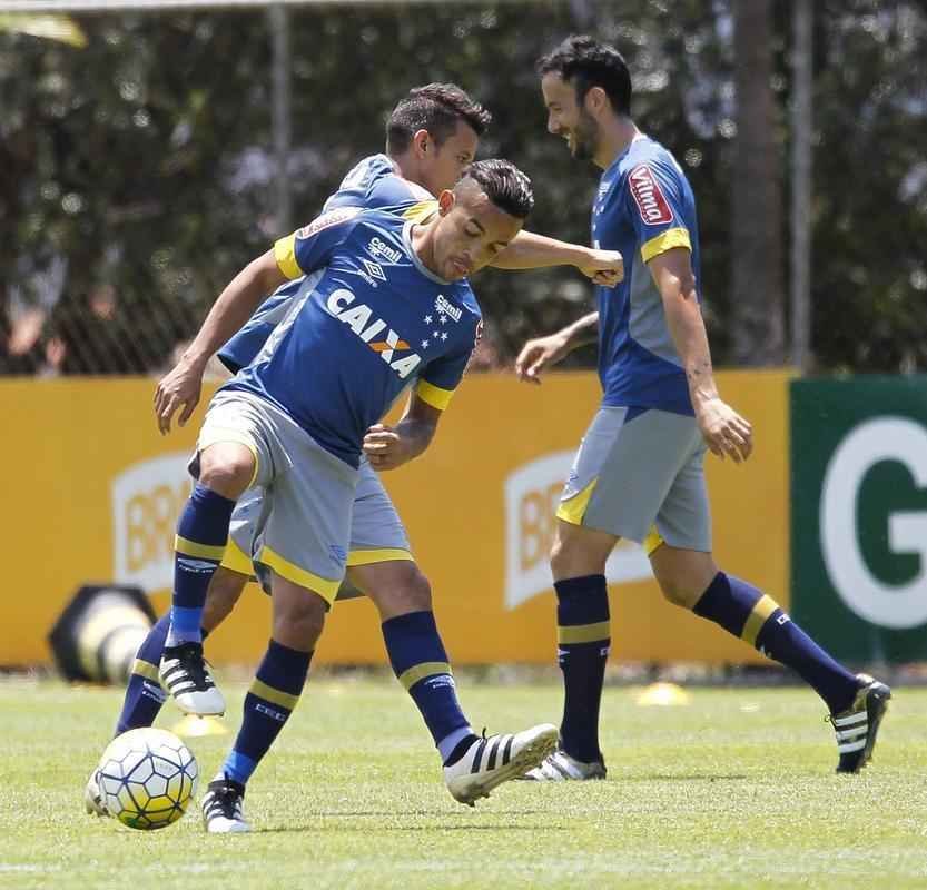 Imagens do treino do Cruzeiro nesta quarta-feira, na Toca II