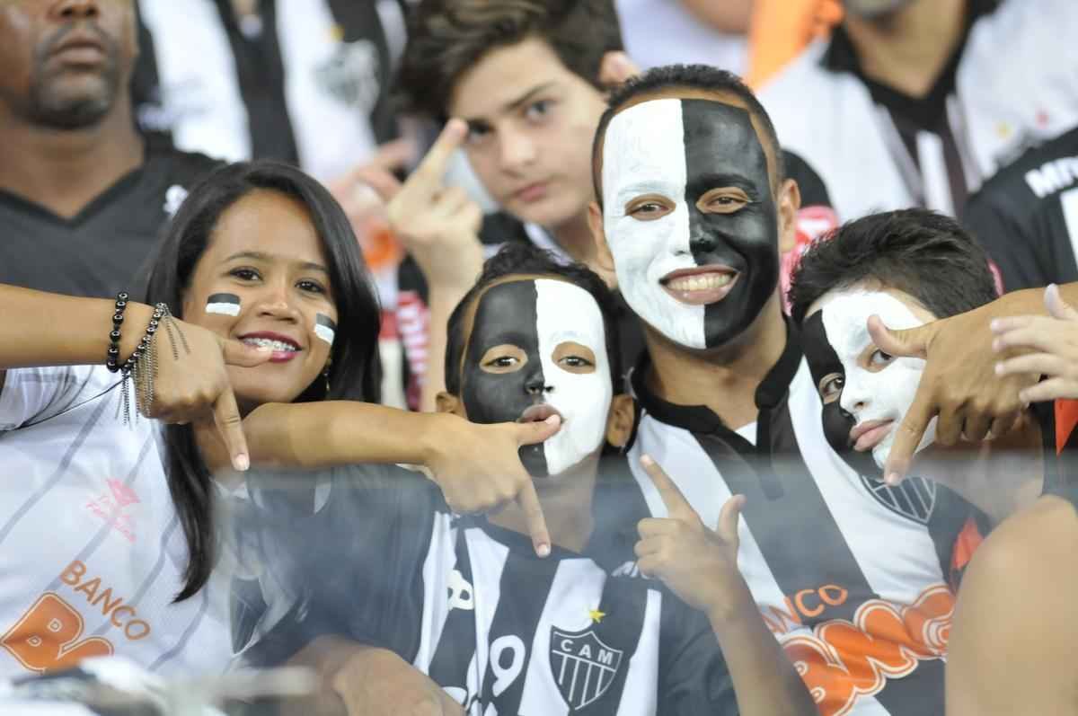 Torcida do Atltico no clssico contra o Amrica, nesta quinta-feira, no Mineiro