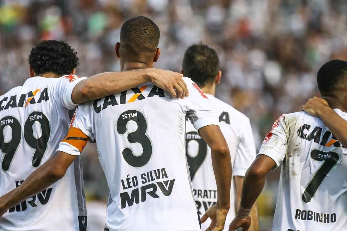 Atltico  derrotado pelo Botafogo, pela 31 rodada do Brasileiro, e fica mais distante do ttulo