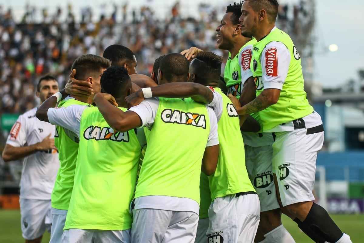 Atltico  derrotado pelo Botafogo, pela 31 rodada do Brasileiro, e fica mais distante do ttulo