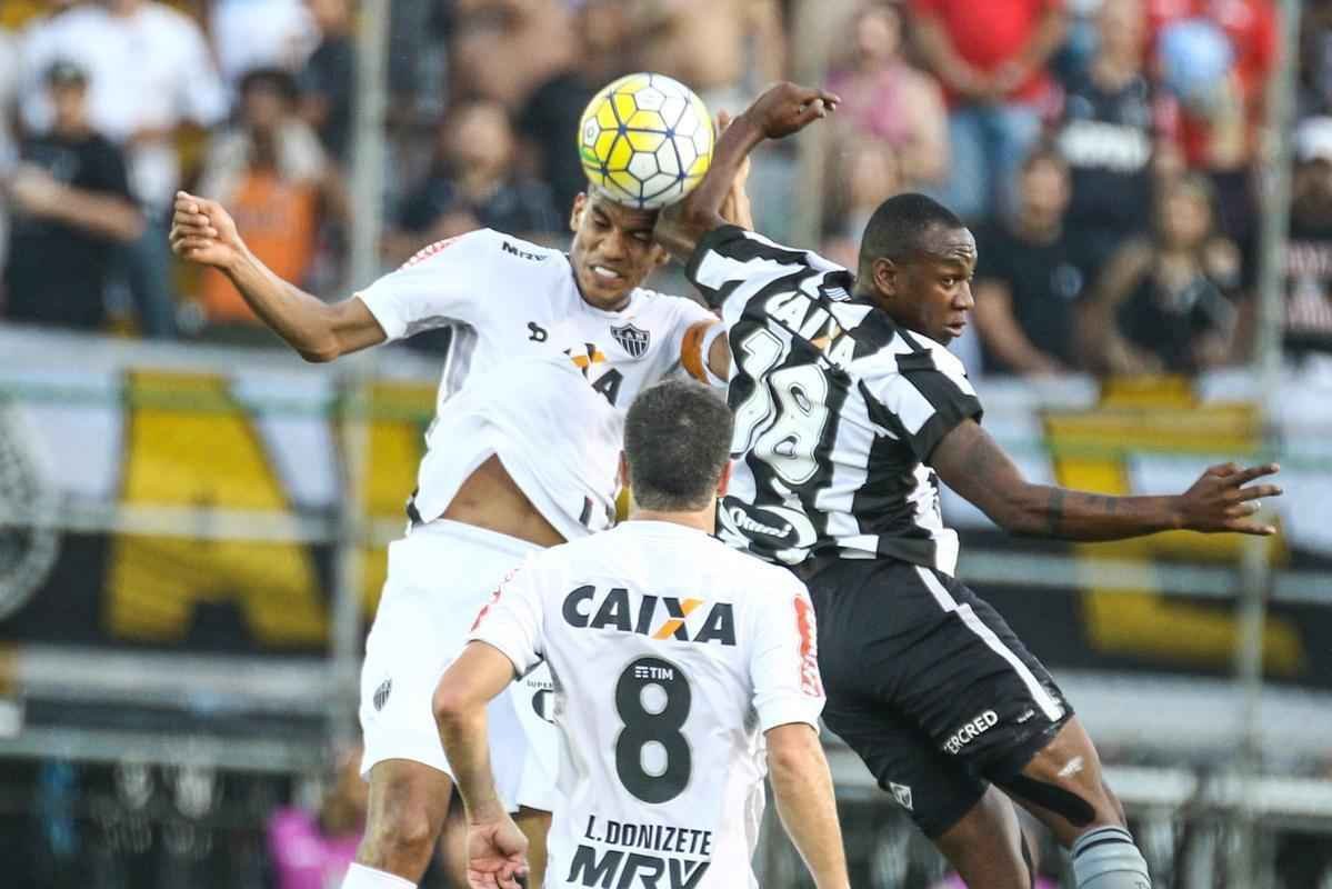 Atltico  derrotado pelo Botafogo, pela 31 rodada do Brasileiro, e fica mais distante do ttulo