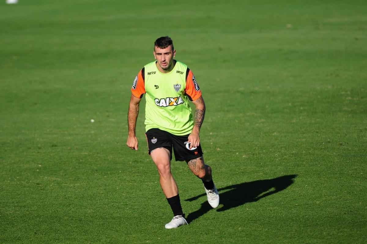 Jogadores se reapresentaram aps o empate contra o Flamengo, no Mineiro