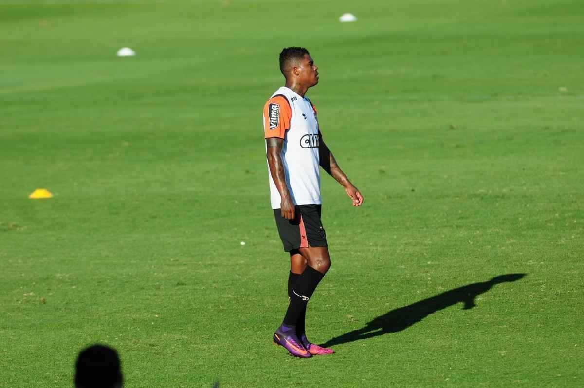 Jogadores se reapresentaram aps o empate contra o Flamengo, no Mineiro