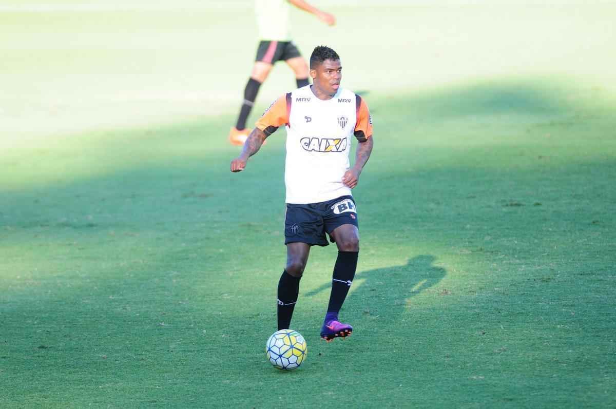 Jogadores se reapresentaram aps o empate contra o Flamengo, no Mineiro