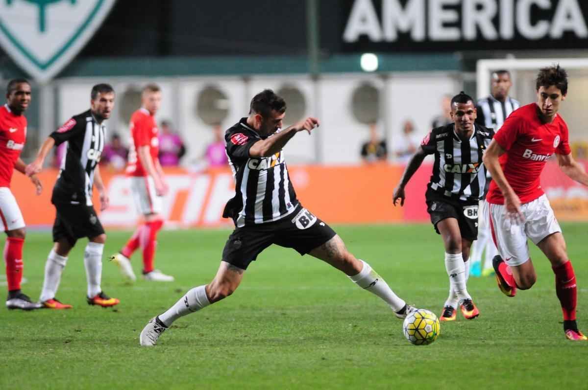 Fotos do jogo entre Atltico e Internacional no Independncia