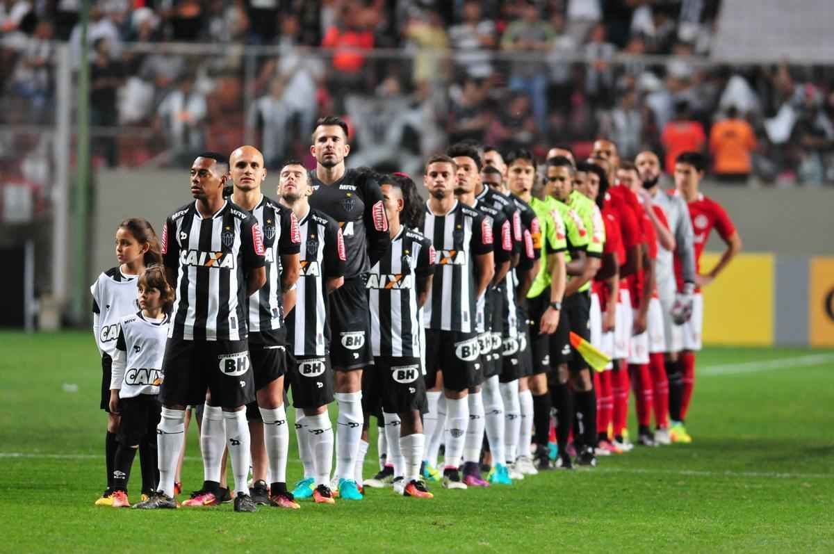 Fotos do jogo entre Atltico e Internacional no Independncia
