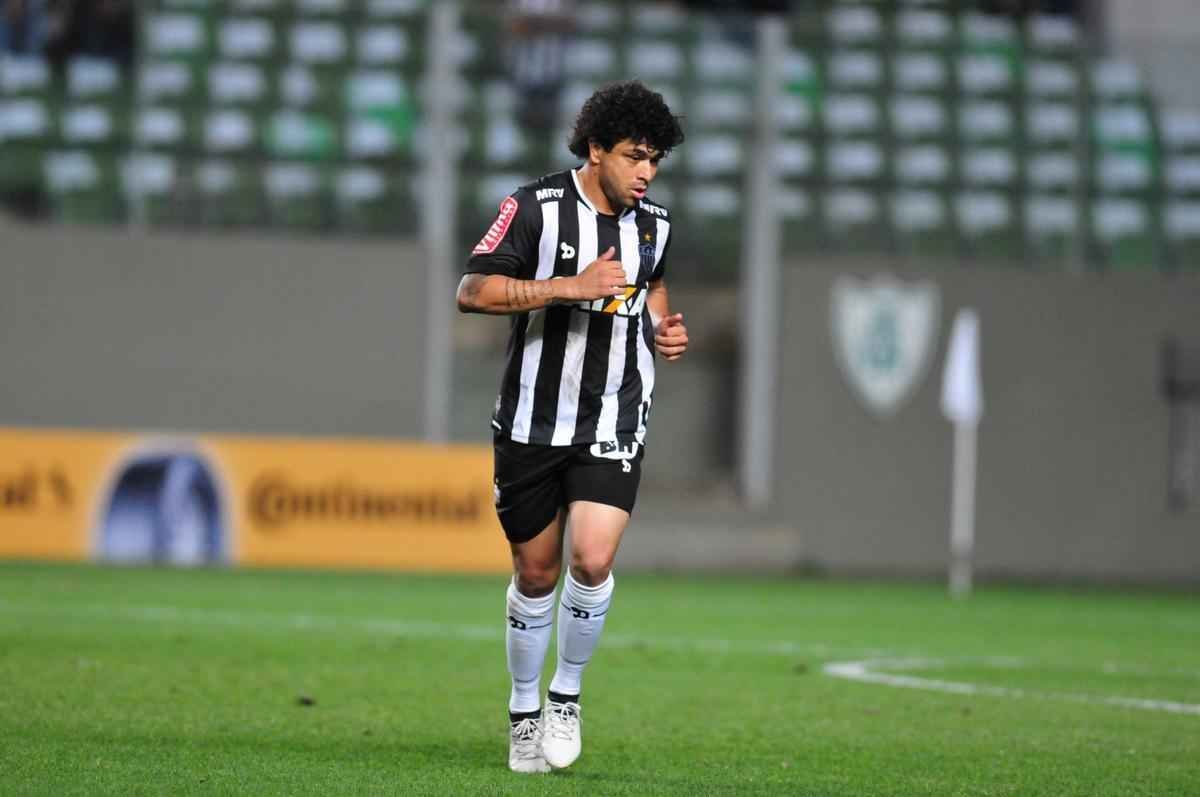 Fotos do jogo entre Atltico e Internacional no Independncia