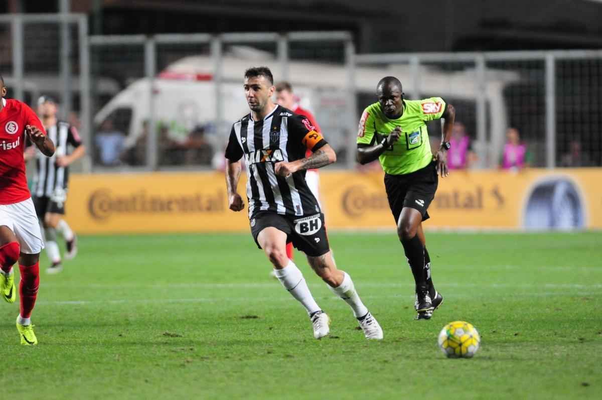 Fotos do jogo entre Atltico e Internacional no Independncia