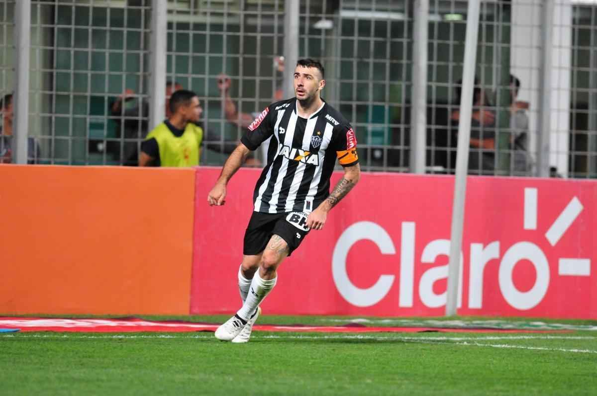 Fotos do jogo entre Atltico e Internacional no Independncia