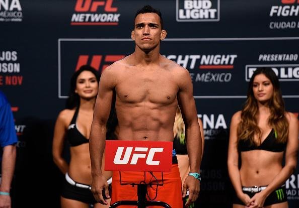 Pesagem do TUF Amrica Latina 3 Finale - Charles do Bronx Oliveira no bateu peso e foi multado
