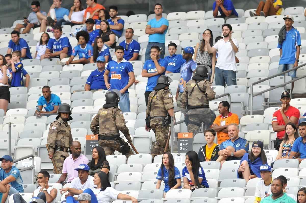 Fotos de Cruzeiro x Fluminense, no Mineiro, pela 34 rodada do Brasileiro (Rodrigo Clemente/EM D.A Press)