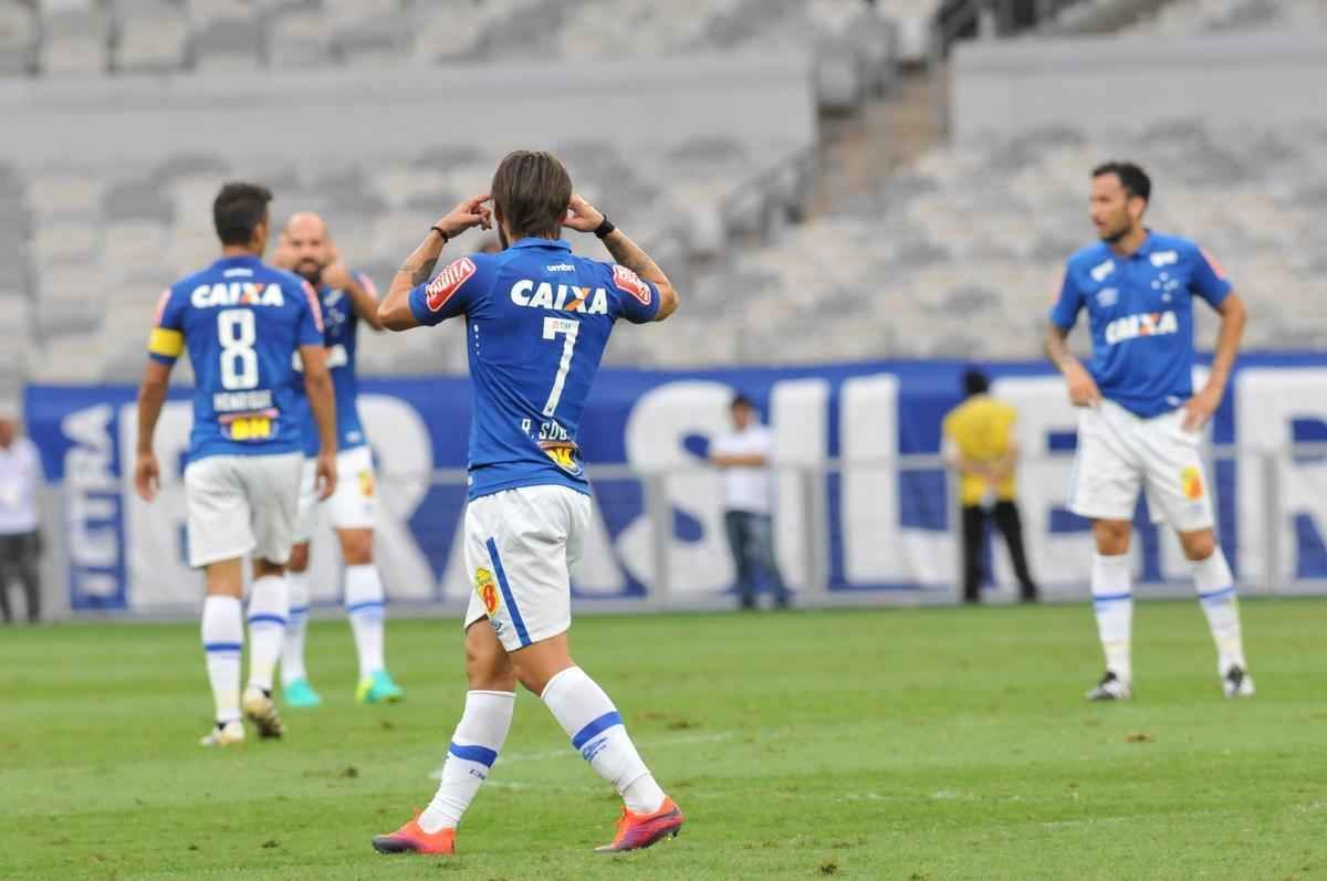 Fotos de Cruzeiro x Fluminense, no Mineiro, pela 34 rodada do Brasileiro (Rodrigo Clemente/EM D.A Press)