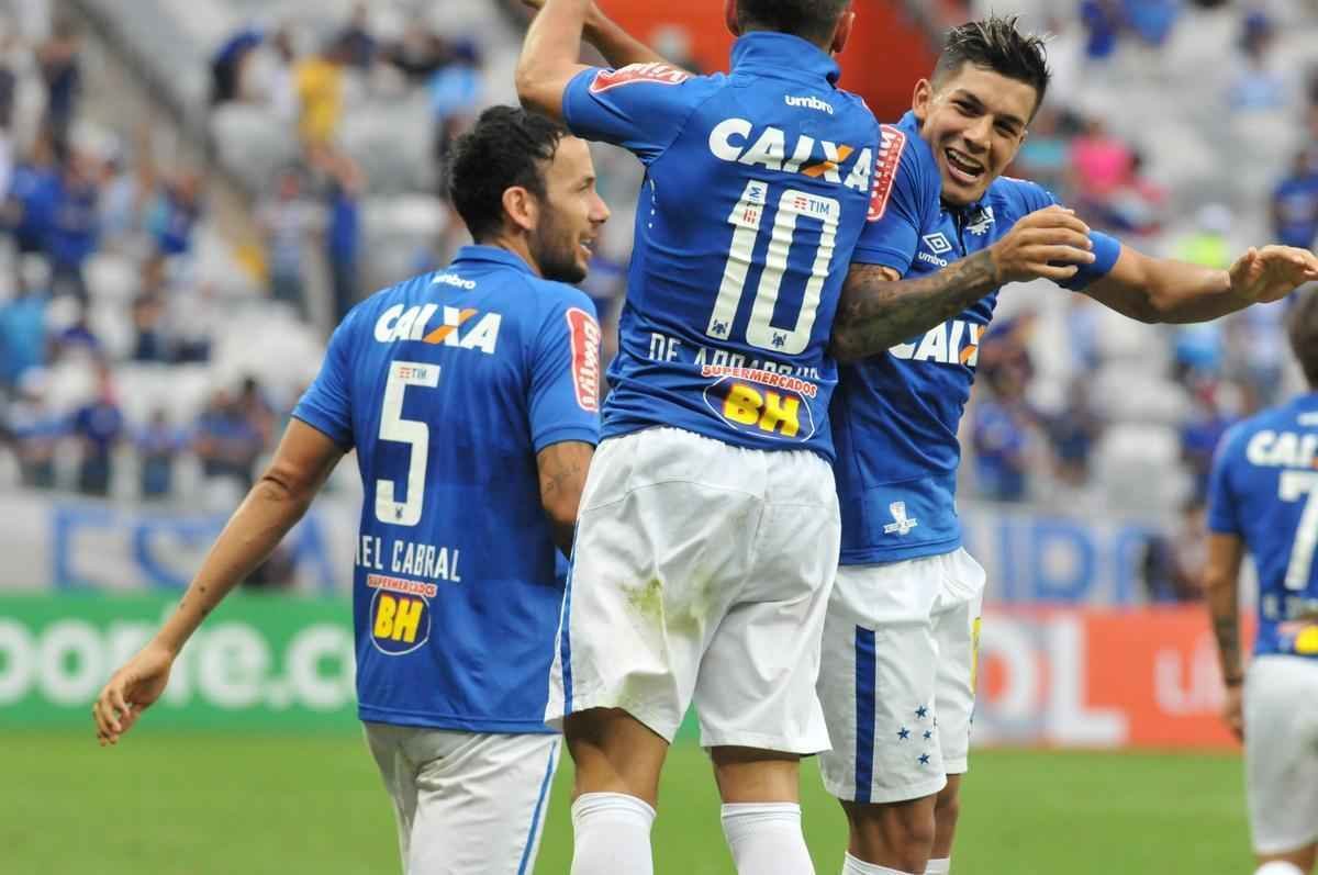 Fotos de Cruzeiro x Fluminense, no Mineiro, pela 34 rodada do Brasileiro (Rodrigo Clemente/EM D.A Press)