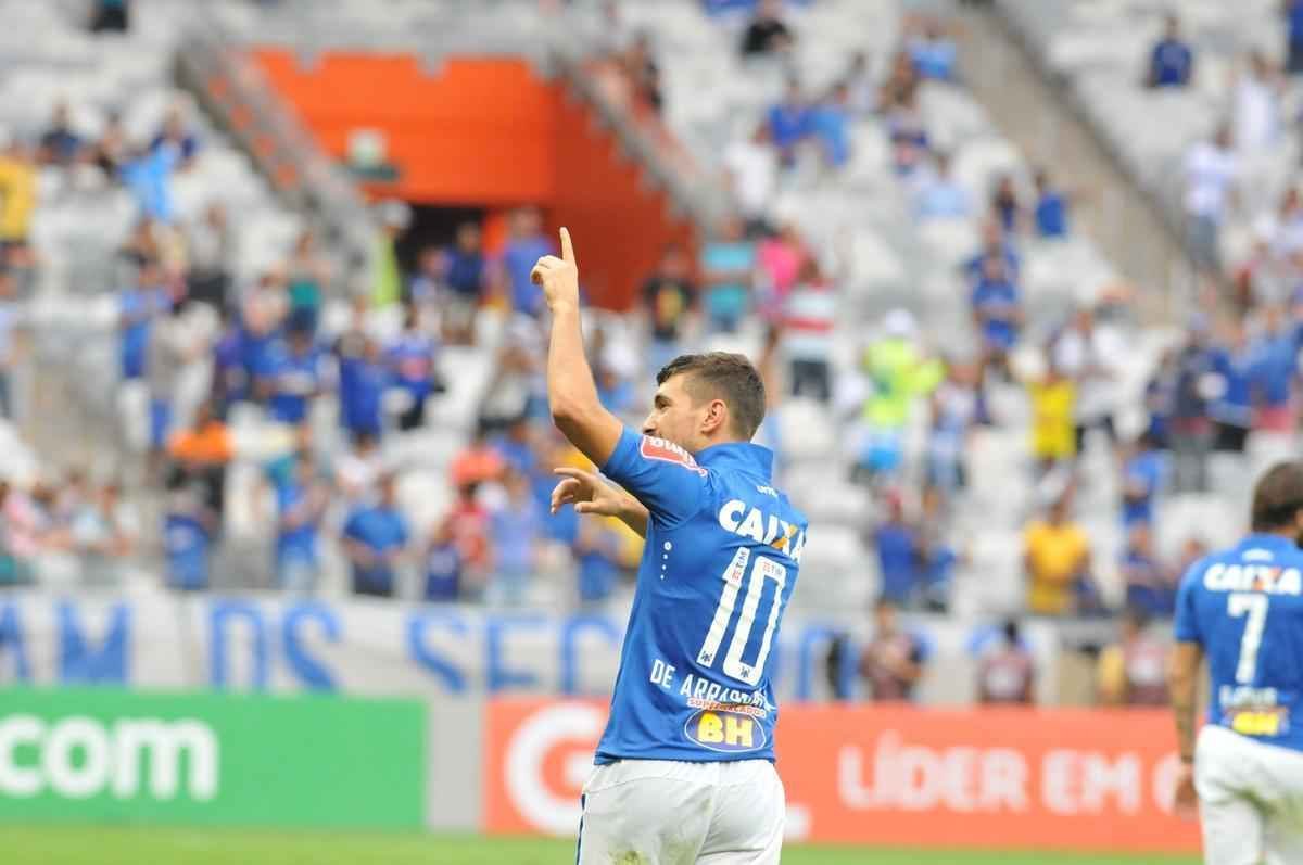 Fotos de Cruzeiro x Fluminense, no Mineiro, pela 34 rodada do Brasileiro (Rodrigo Clemente/EM D.A Press)