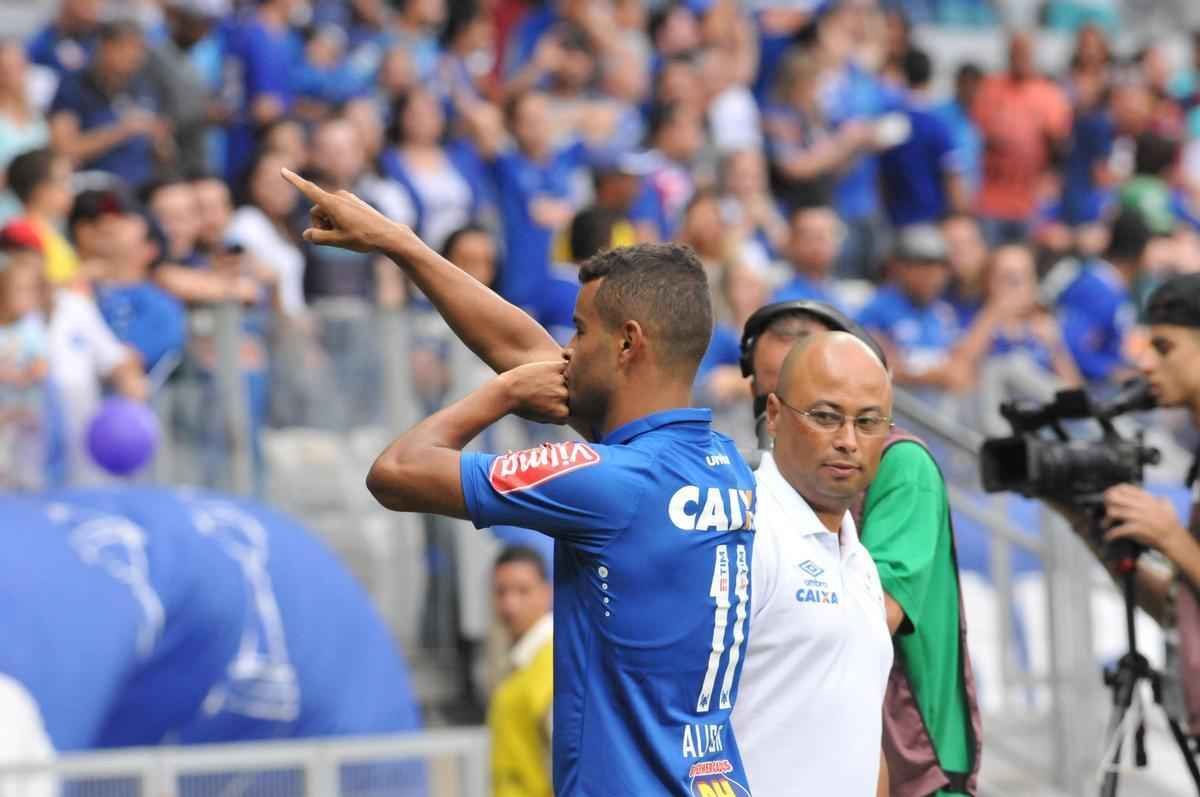 Fotos de Cruzeiro x Fluminense, no Mineiro, pela 34 rodada do Brasileiro (Rodrigo Clemente/EM D.A Press)