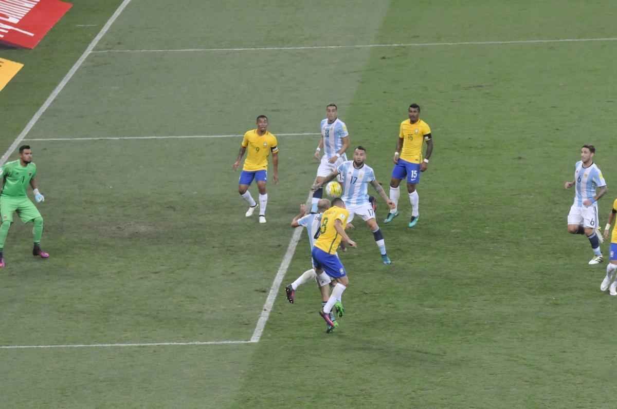 Fotos do primeiro tempo de Brasil x Argentina no Mineiro