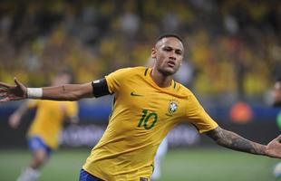Neymar comemora seu gol no clssico diante da Argentina