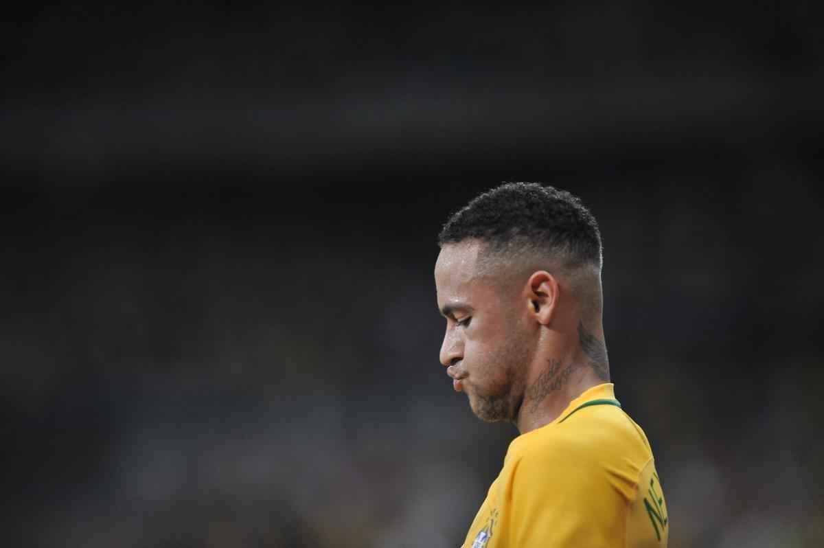 Neymar comemora seu gol no clssico diante da Argentina