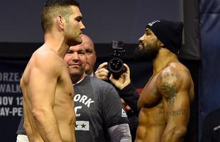 Pesagem do UFC 205, em Nova York - Chris Weidman (84,3kg) x Yoel Romero (84,2kg) 