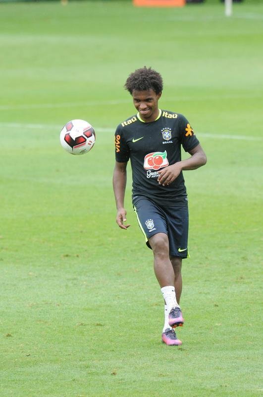 Em ltimo treino na Cidade do Galo, Seleo Brasileira deu sequncia  preparao para o duelo diante do Peru