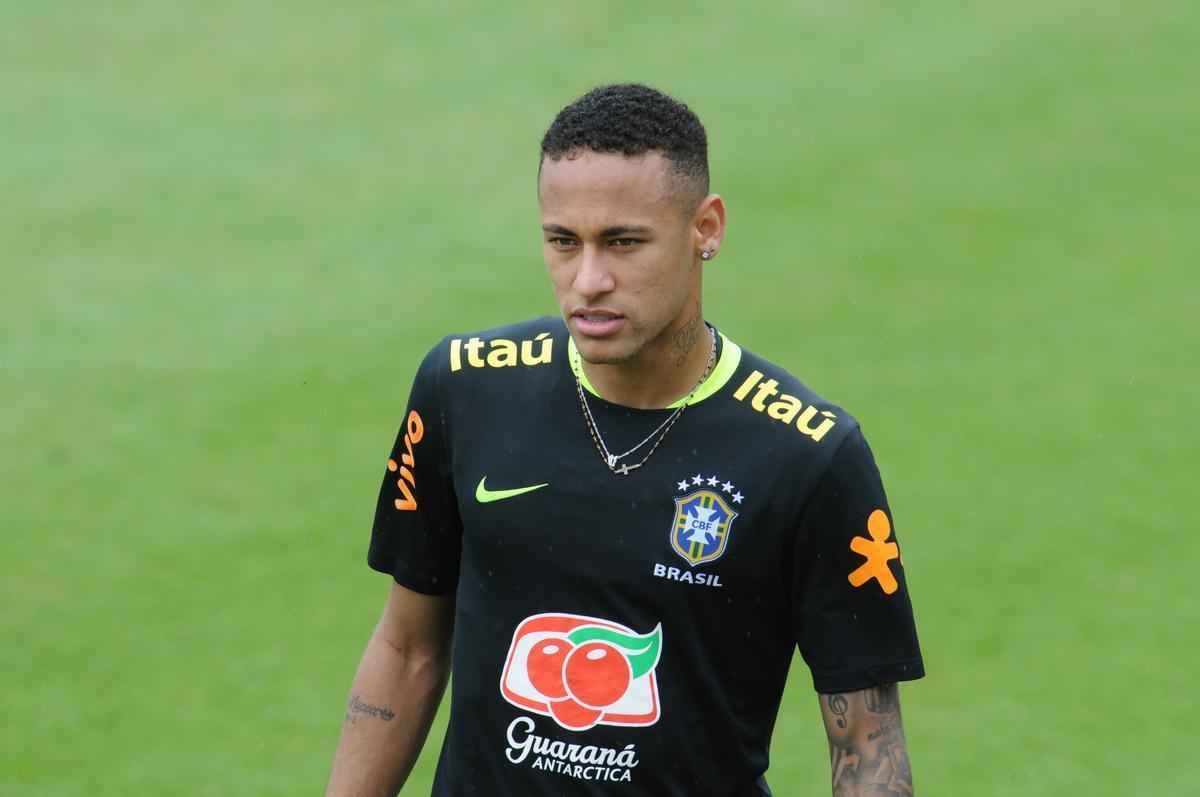Em ltimo treino na Cidade do Galo, Seleo Brasileira deu sequncia  preparao para o duelo diante do Peru